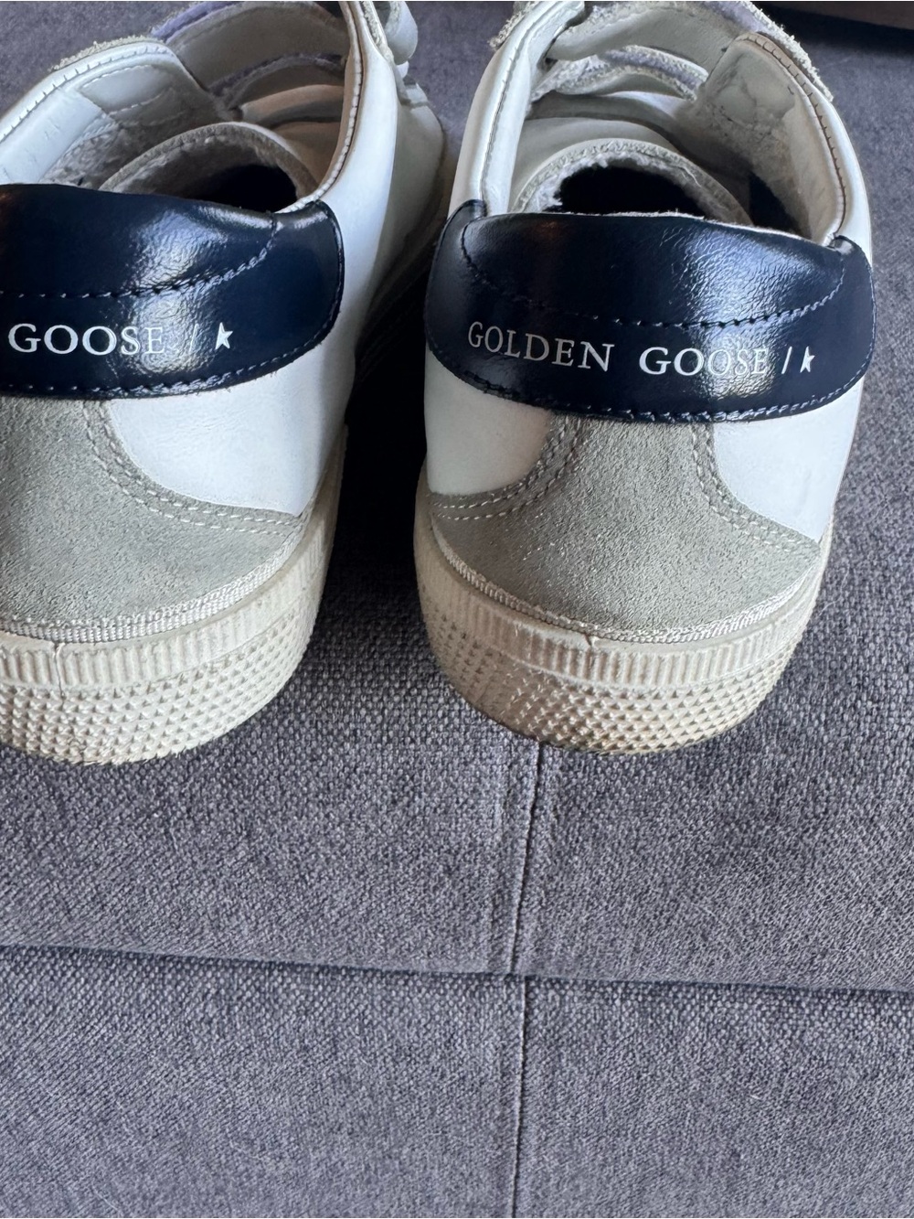 Golden Goose White Sneakers with Gray Star and Navy- Velcro straps -rare find! - Picture 10 of 11